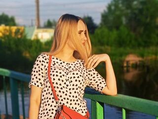 KiraBoosty