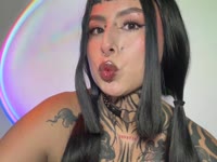 I love exploring my sexual boundaries and am intrigued by online sex; I enjoy the wild ideas you have in mind—and I hope you enjoy mine. Keep in mind that I’m very open-minded, and in my room, you can enjoy yourself without limits.