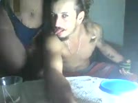 Olá a todos! Somos um casal curioso e apaixonado por explorar nossa sensualidade e conexão única. Estamos aqui para compartilhar momentos íntimos e autênticos, onde nossa química se transforma em arte. Venha nos conhecer e mergulhar em nossa jornada de prazer e descoberta."