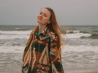 nude camgirl photo AmiLee