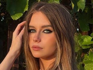 free chatroom BrunaKiebler