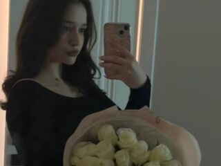 jasmin cam slut video JennineTalone