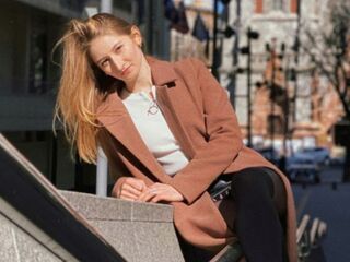 webcamstripper KaterineKoen