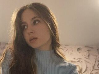 masturbating camgirl MalissaHans