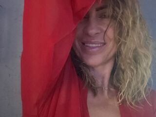 masturbating SandraQuinsy