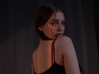 camgirl webcam GertudeCova