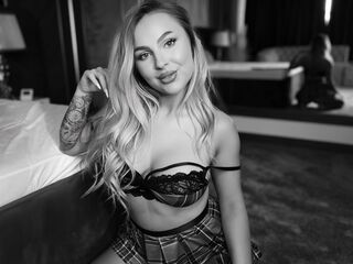 livesex Nicole