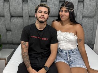 naughty cam couple AmazonaAndLeo