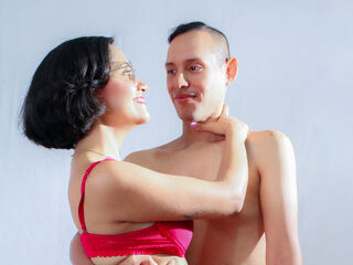 couple chat LinaAndmilan