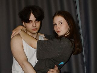 live couple porn show StrawberryMila