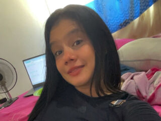 fingering webcamgirl AdaFerrer