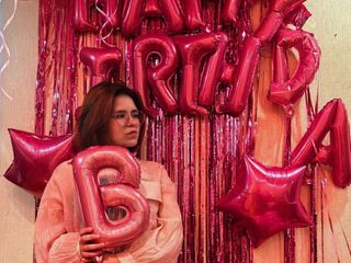 live sex show AdinaBoas