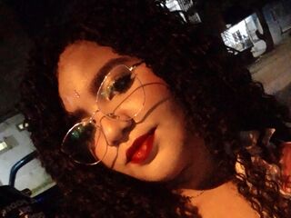 cam chat AishaBlanco