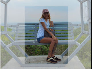 camgirl video chat room Akhisha