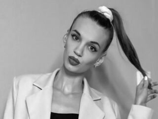 sexy camgirl AlexaSunchez