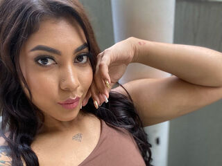 cam slut chat room AlexandraAniston