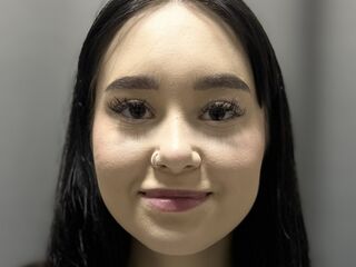 camslut topless AlicaSwith