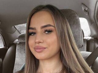 adult cam live AliceCire