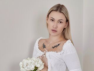 sex webcam chat AliceKrossy