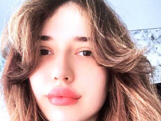 chat room webcam picture AliceTrisavya