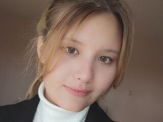 live chatroom AliciaBergreen