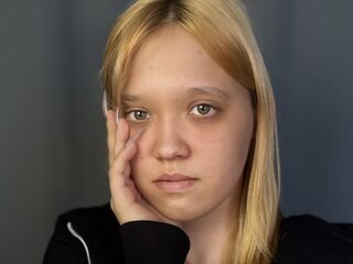 closeup web cam AlleenWelke