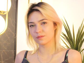 sexwebcam picture AlysiaBennet