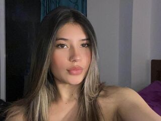camwhore fingering shaved pussy AmberCerulli