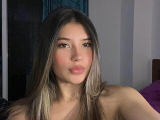 nude webcamgirl pic AmberEaton