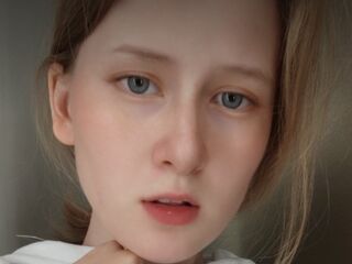 beautiful camgirl AmyCollege