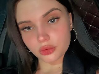free chatroom AngelaLily