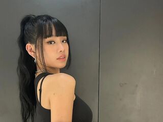 topless girl AomiGold