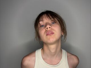 camgirl masturbating AraBarks