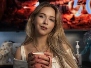 girl webcam show AraCapell