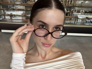 naked camgirl masturbating AriaMonro