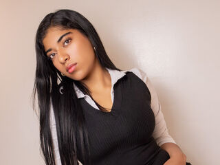camgirl pic AriiDuval