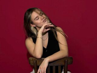 live webcam model AureliaChirico