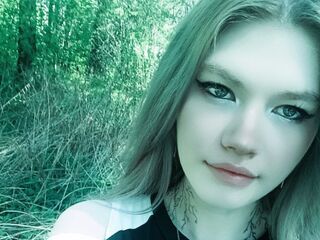 camslut masturbating AuroraPulse