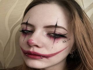 camgirl showing tits AvaLuciani