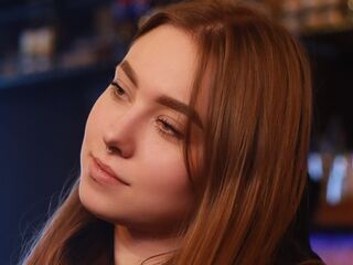 cam girl fingering pussy BritanyAnastos