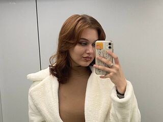 bedroom webcam BrynnMeury