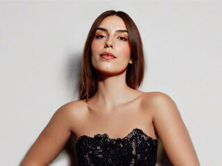 naughty camgirl masturbating with vibrator BunnyNoire