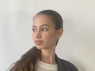 free nude live show CarlynKernell