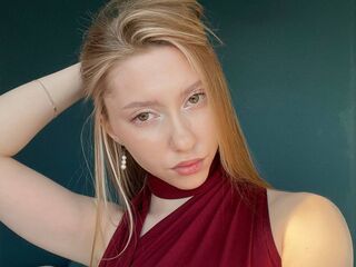 naked webcamgirl picture CarylonBenzer