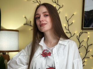 camwhore masturbating with vibrator CatherynAkey