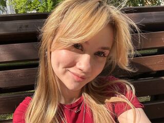 adult cam show CelestineVale