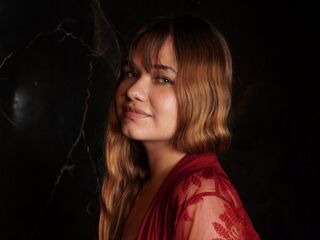 hot cam play CharlotBlonde