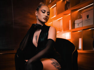 fingering webcam girl ChloeGracey