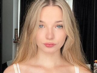 erotic webcam video CleliaGoel