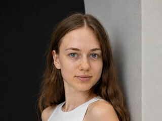 webcam girl chat CleoraClouden